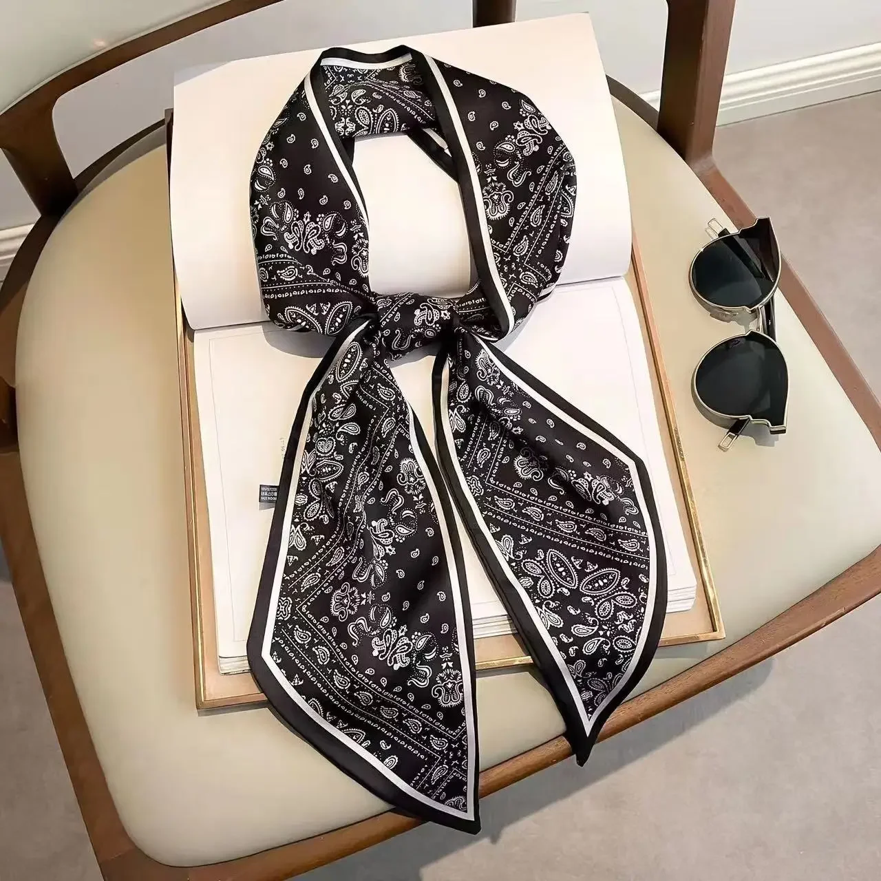 Design Print Skinny Scarf Plai - Women Bags Branded recension och pris