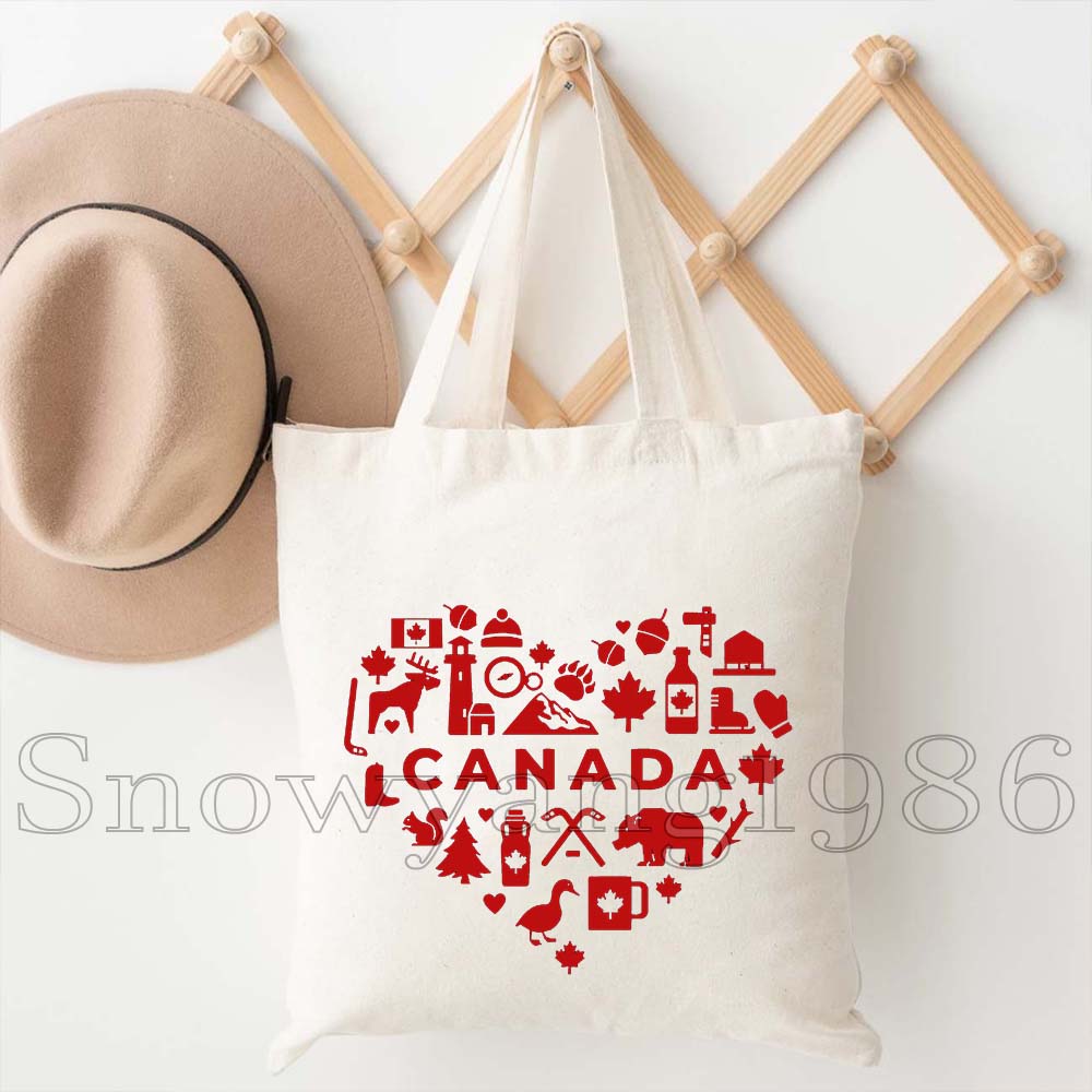 Canada Map Flag Happy Canadian - Women Bags Canada recension och pris