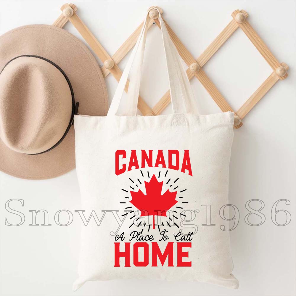 Canada Map Flag Happy Canadian - Women Bags Canada recension och pris